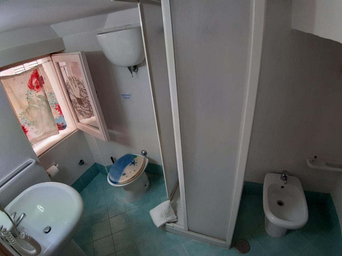 Casa Vacanza Niki Appartement Gaeta Buitenkant foto